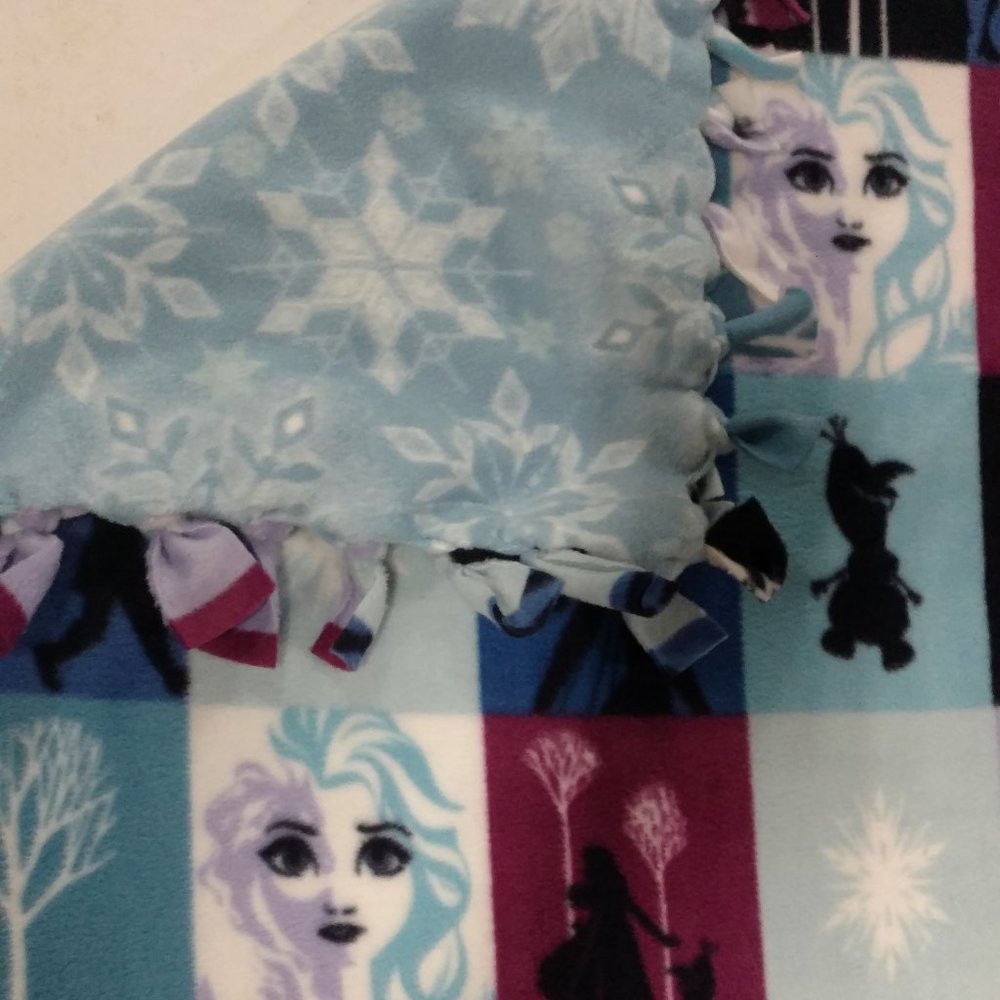 Frozen theme Fleece Tie Blanket-new